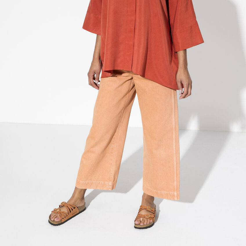 Granada Nubuck Leather Pecan