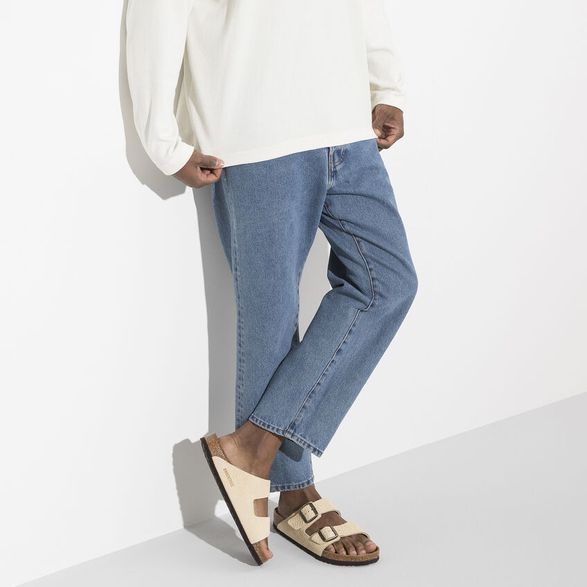 Arizona Nubuck Leather Desert Buck Almond