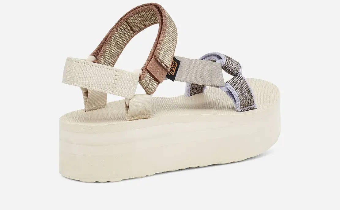 flatform universal karina