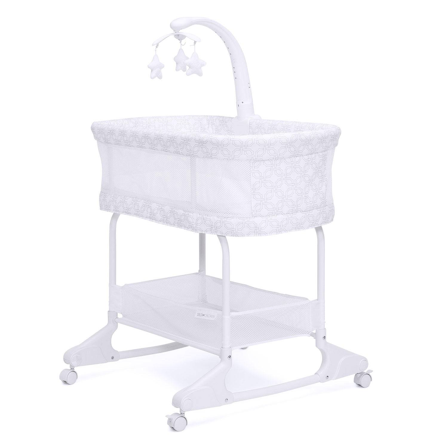 Delta Children SleepCool Rocking with Airflow Mesh, Fresco