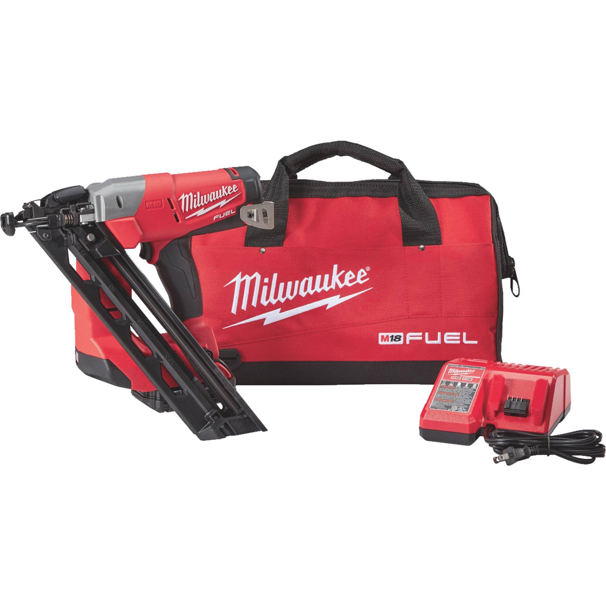 Milwaukee 274321CT M18 Fuel 15 Gauge Finish Nailer Kit WXF02