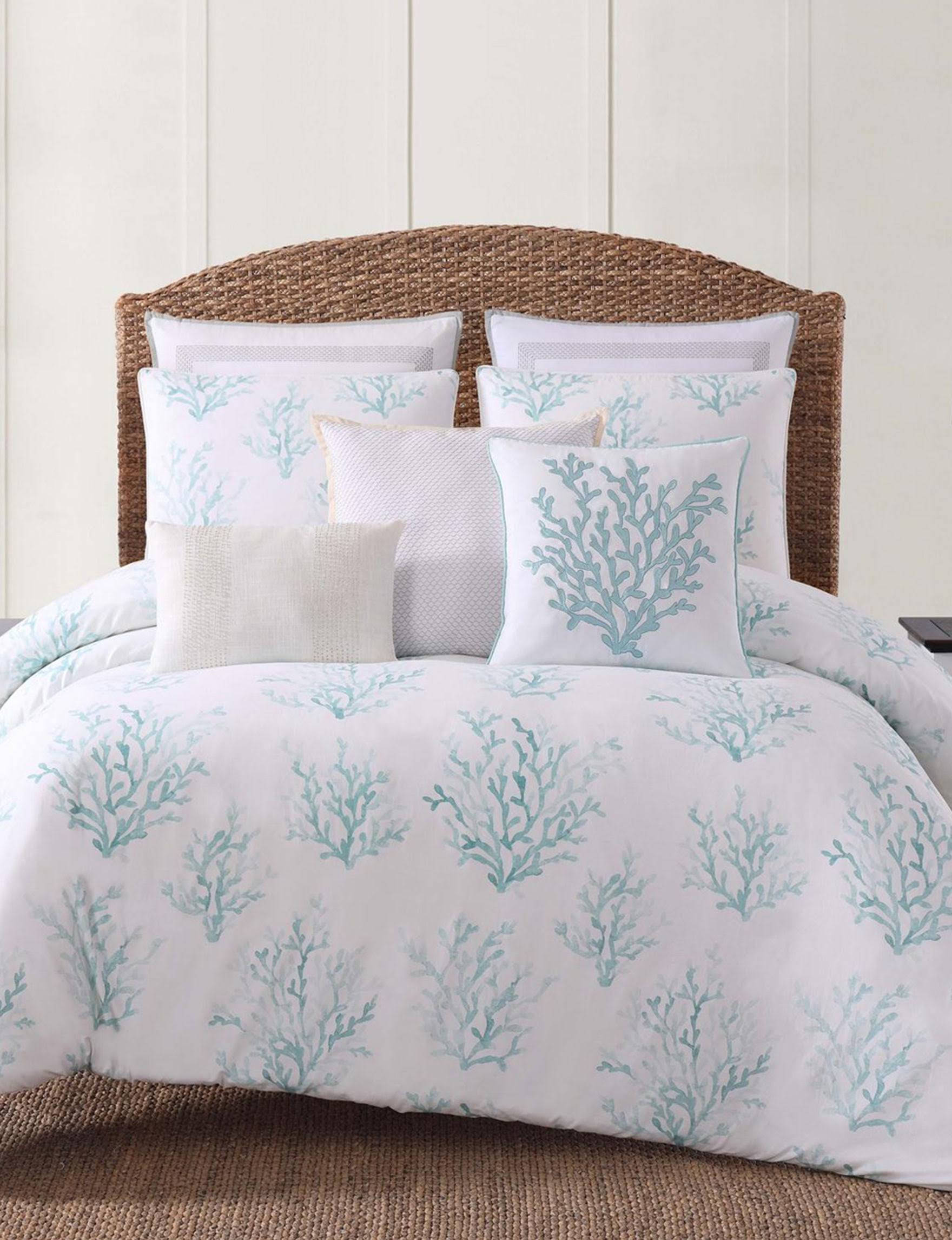 Oceanfront Resort Cove Comforter Set White Full/Queen WXF02