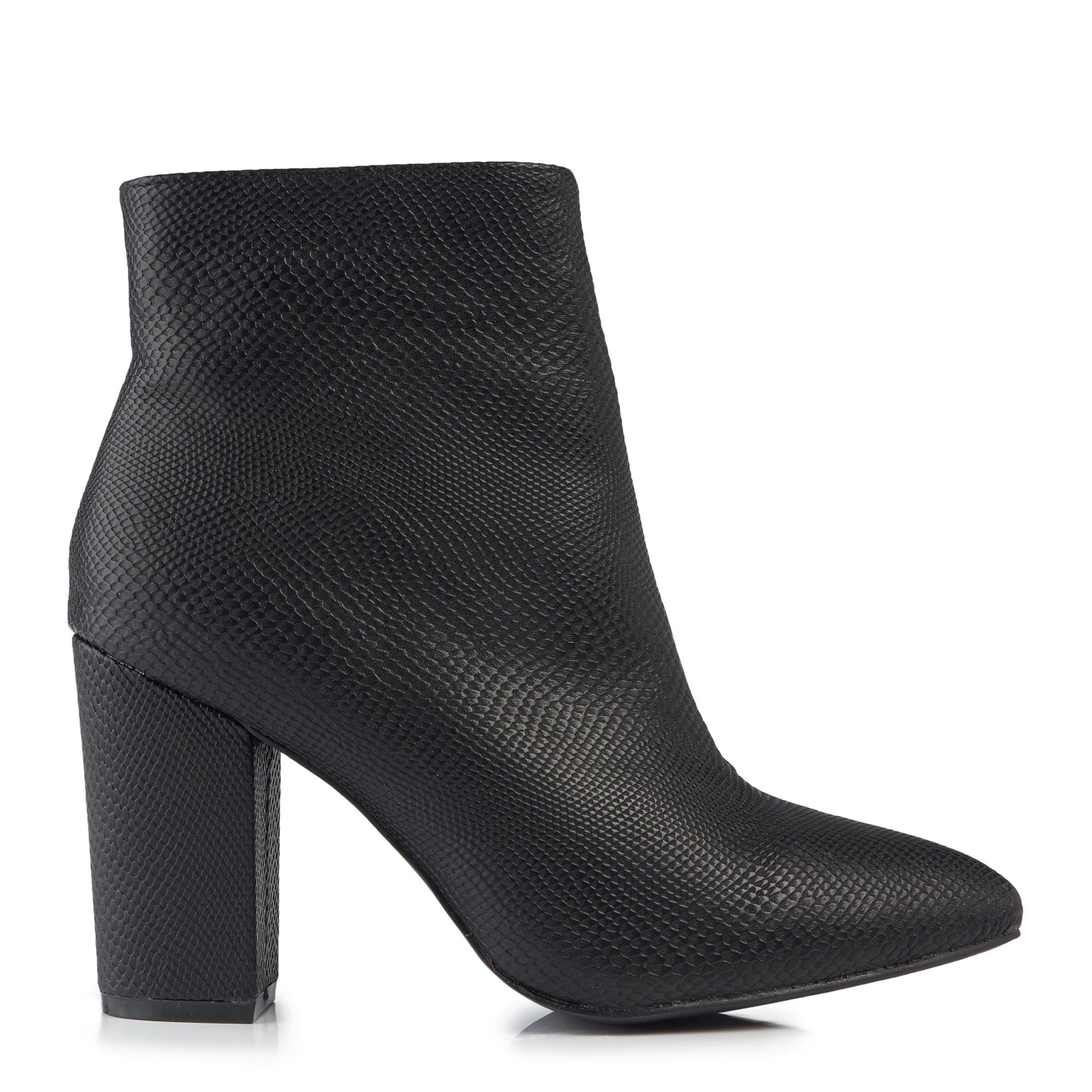 block heels truworths