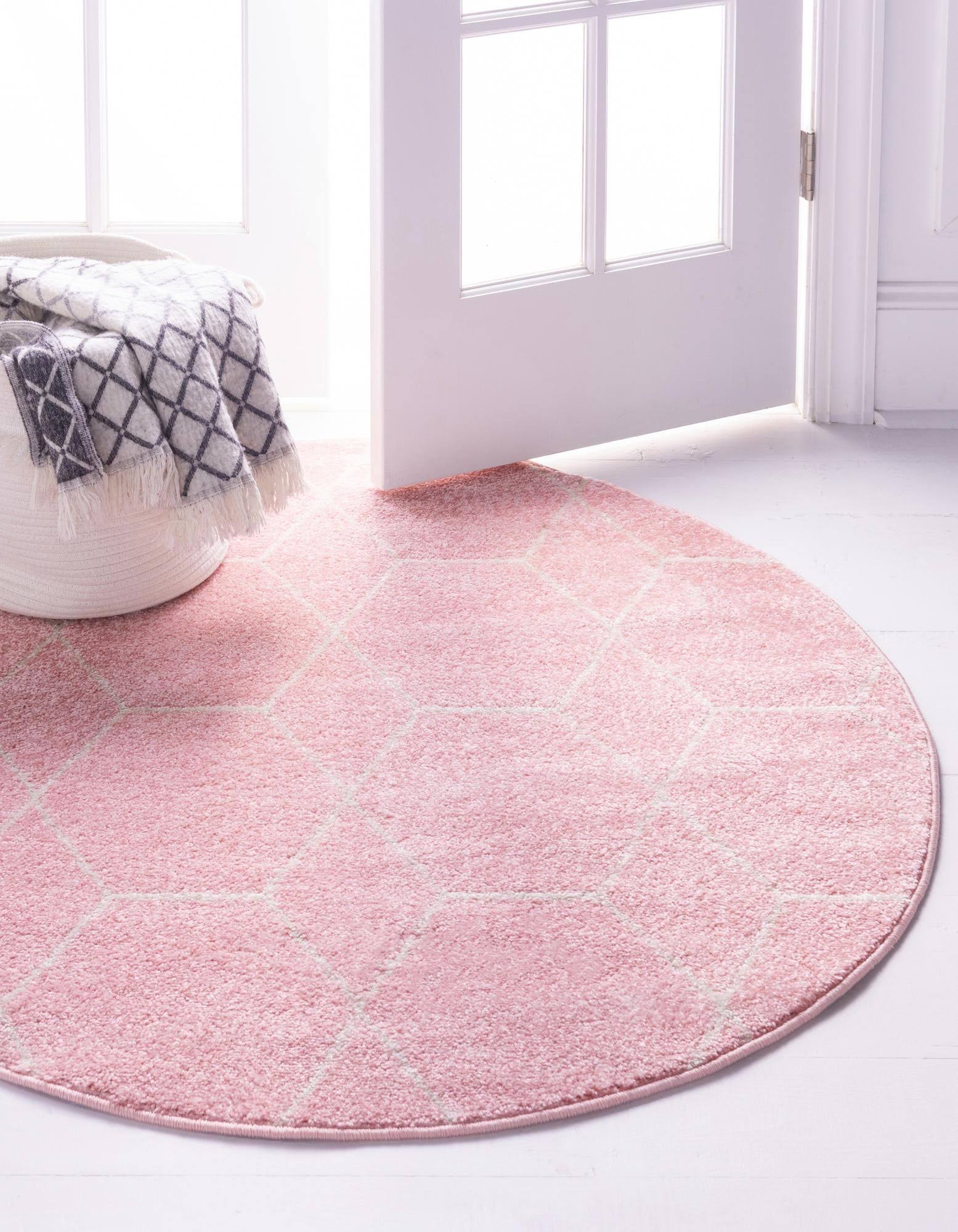 Trellis Frieze 5 ft Round Pink Geometric Area Rug WGL03