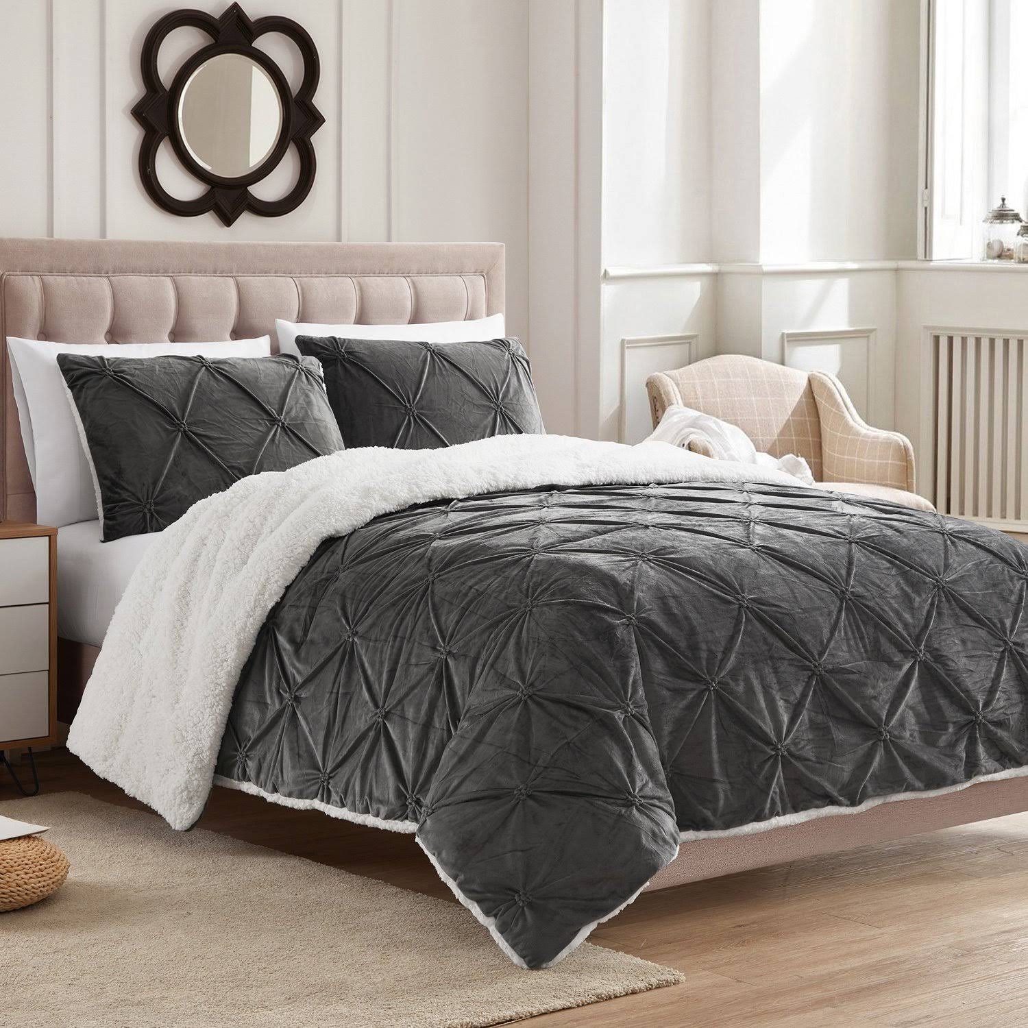 Sweet Home Collection 3 Piece Pintuck Sherpa Comforter Set Gray / Queen