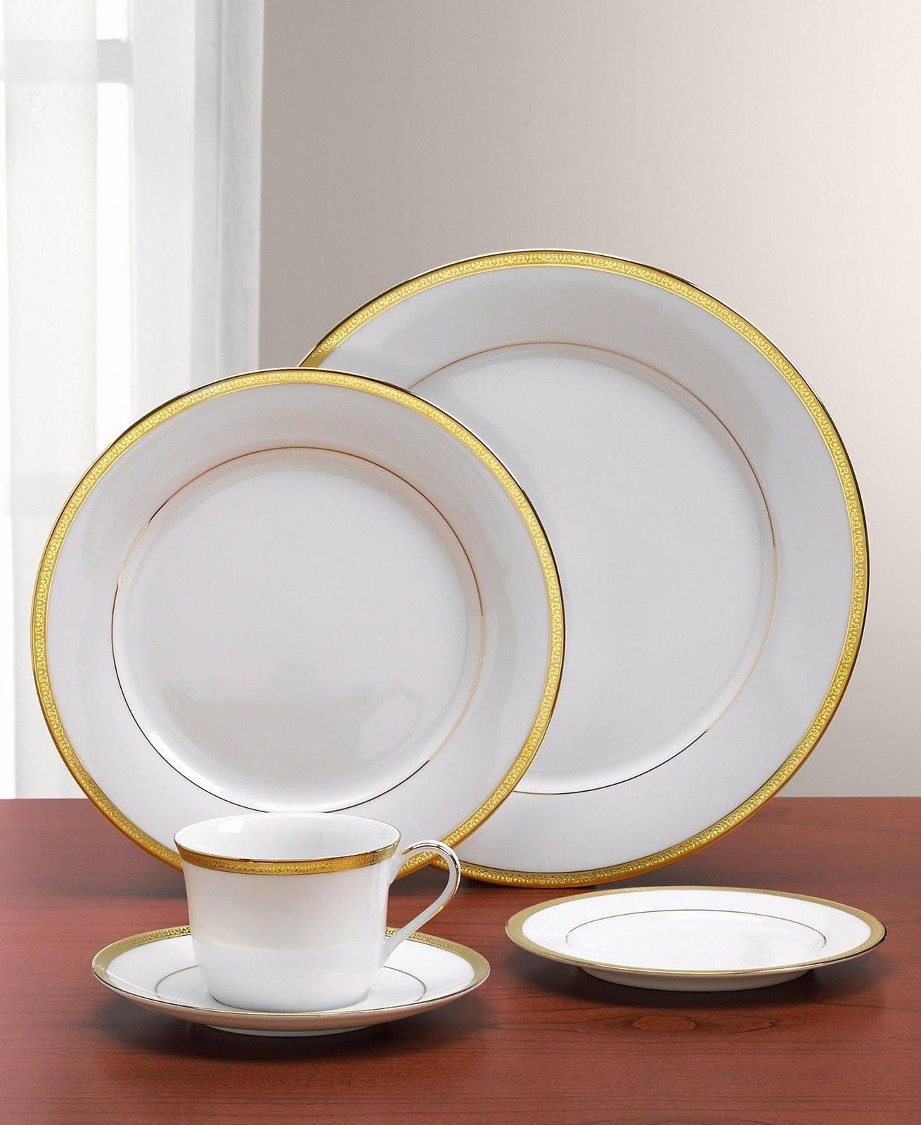 Charter Club Grand Buffet Gold 5Piece Place Setting WGL03