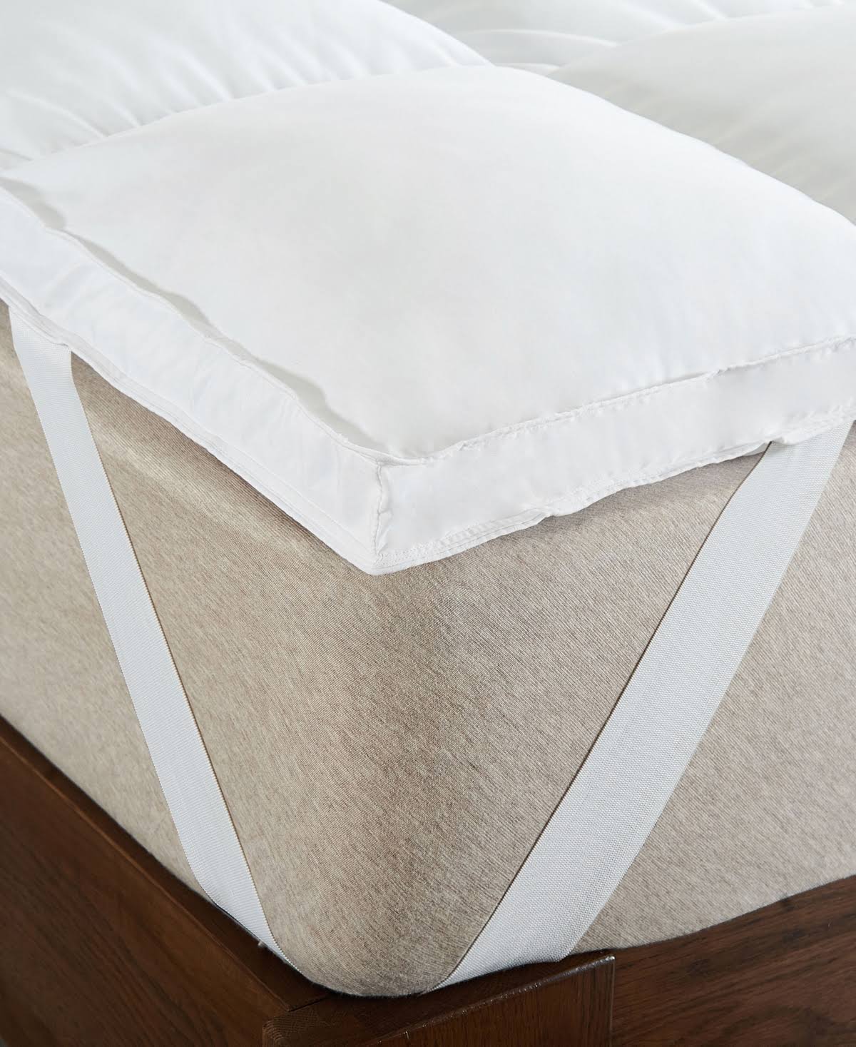 Cheer Collection 230TC Luxurious Down Alternative Mattress Topper WGL03