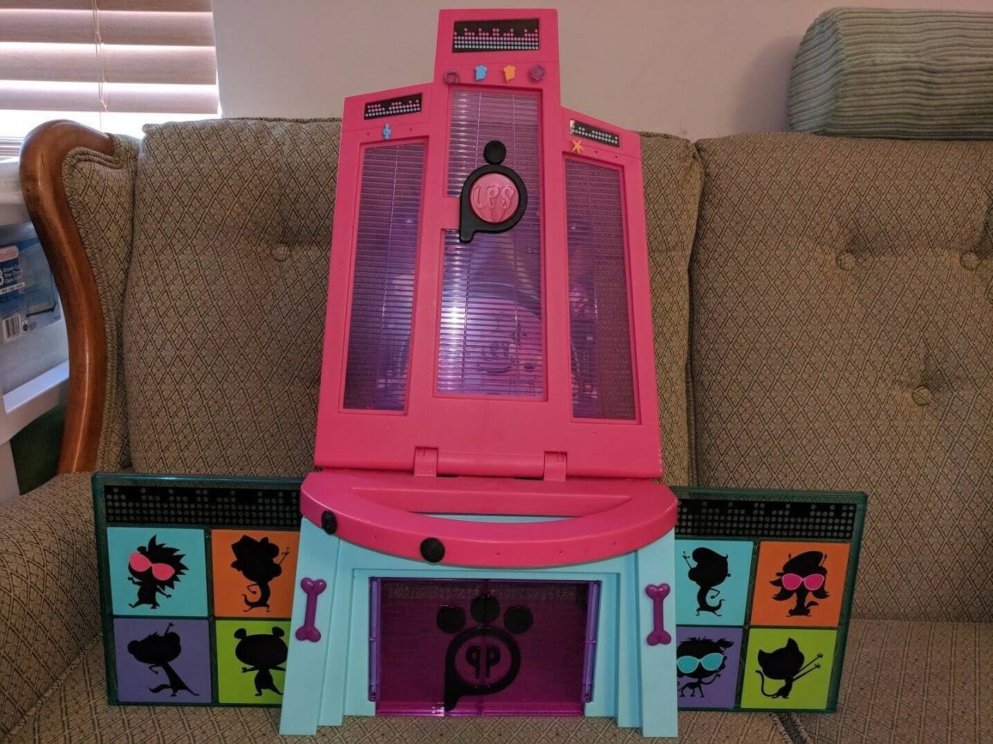 Littlest Pet Shop Pawza Hotel Style Set WGL03