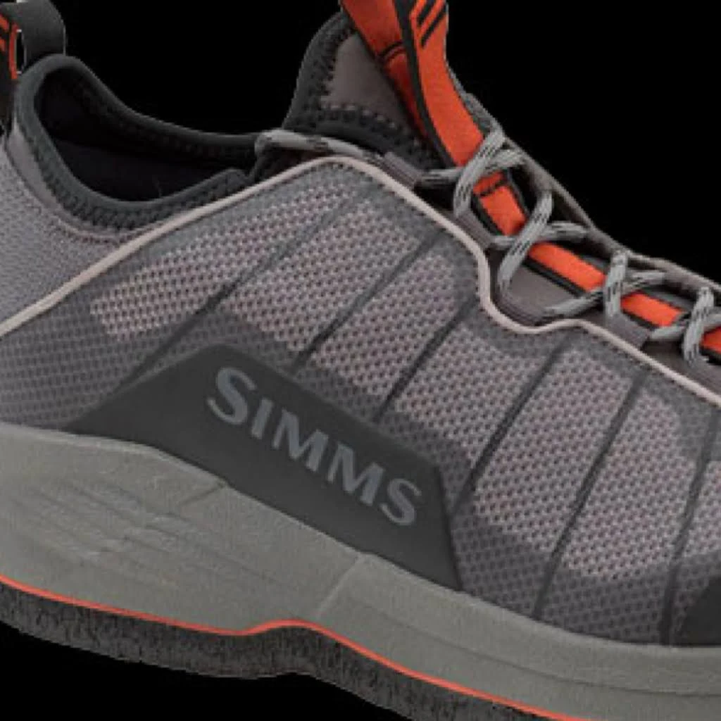 simms flyweight wet wading shoe felt