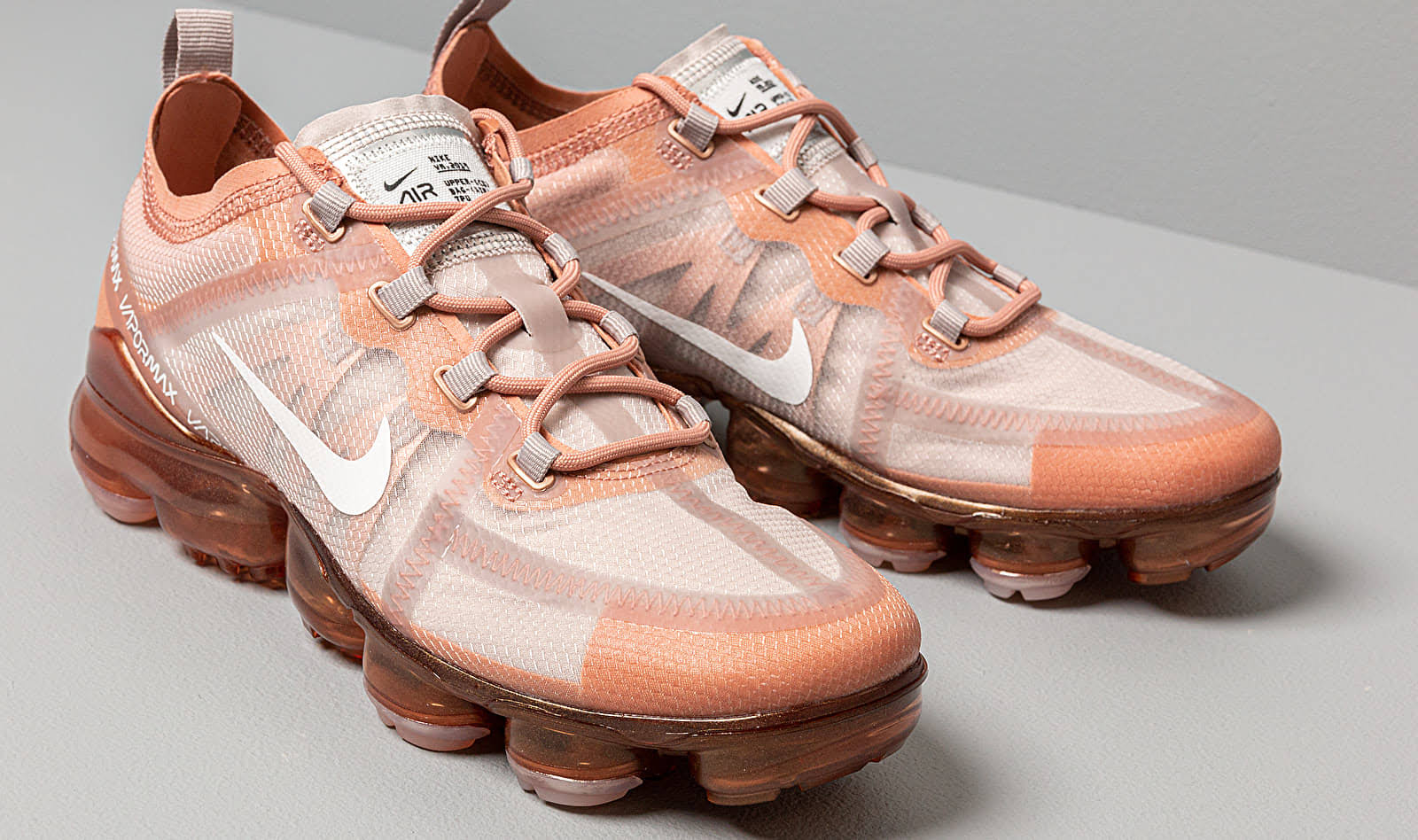 nike air vapormax 2019 women's rose gold