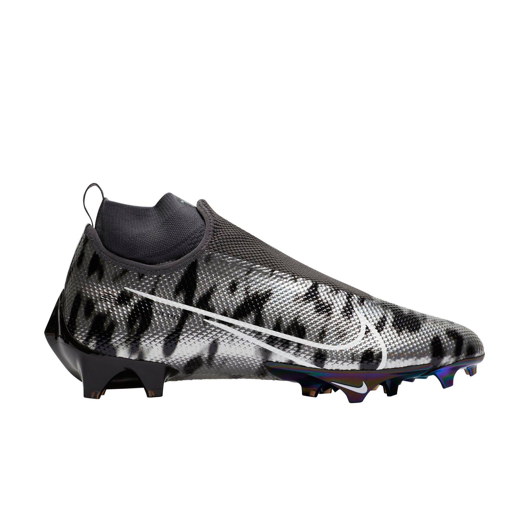 size 9 mens football cleats