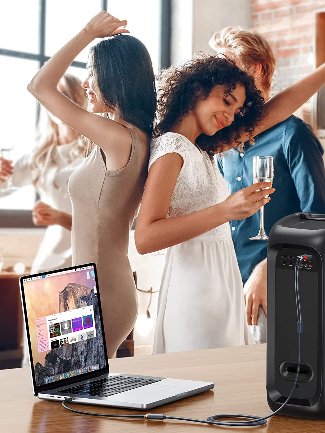 UGREEN 3.5mm Female to 2 RCA Male Cable