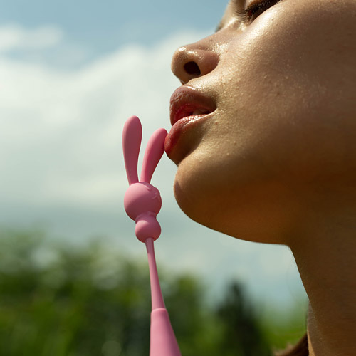 Vita Pinpoint clit stimulator