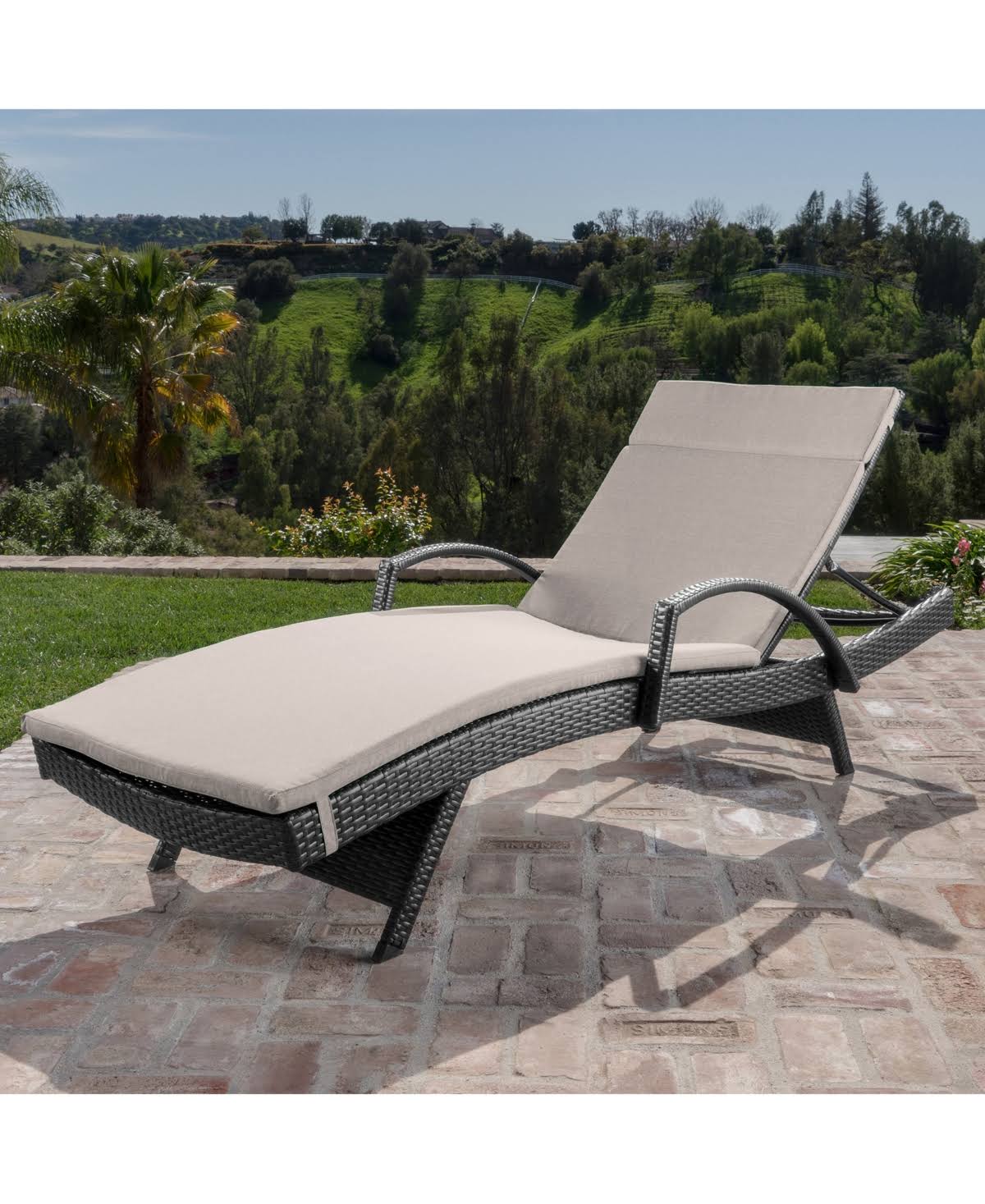 Noble House Salem Outdoor Wicker Arm Chaise Lounge in Jungle Green HJ03
