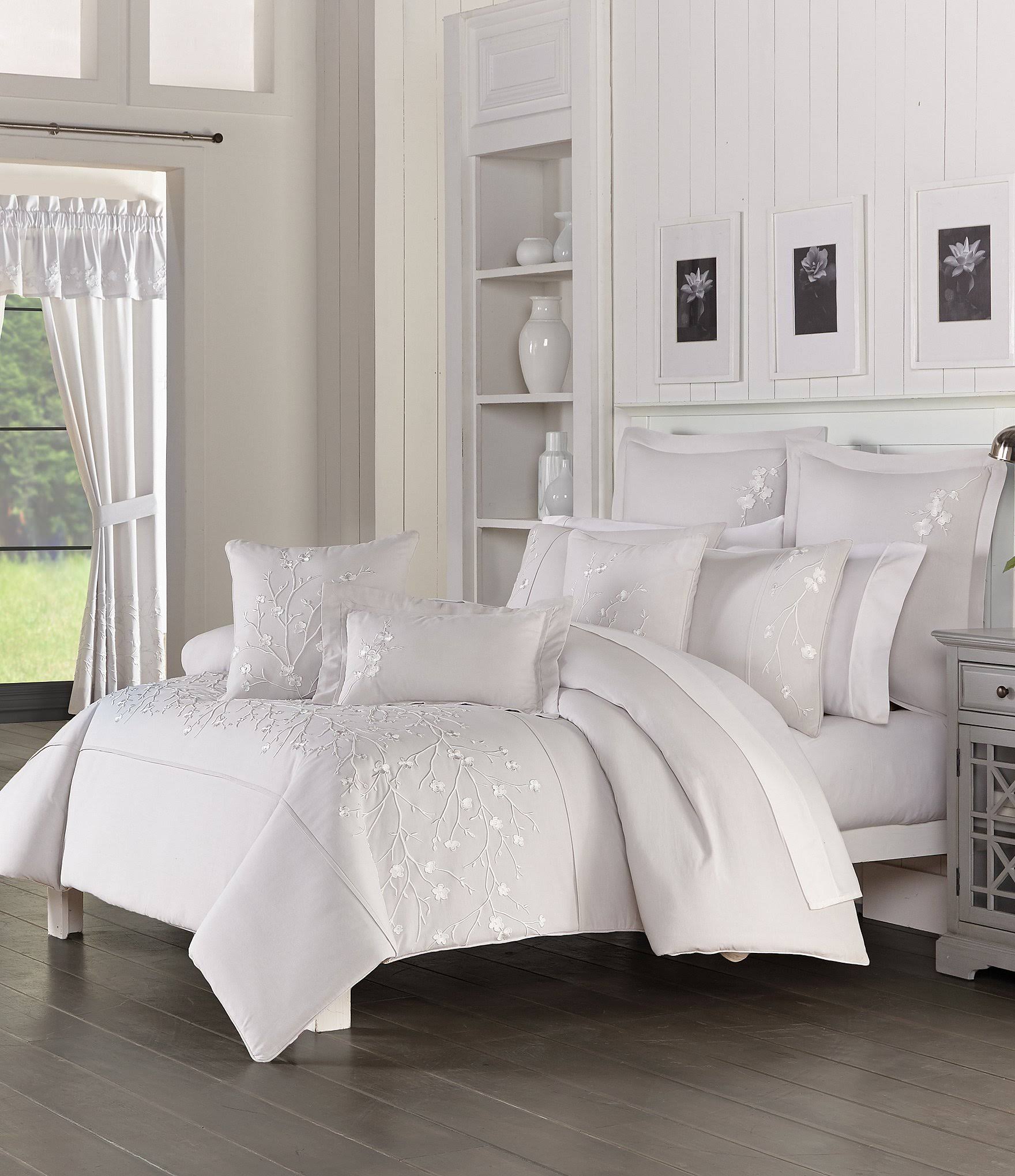 🔥Piper Wright Cherry Blossom Comforter 3 Piece Set , King Grey CT03s