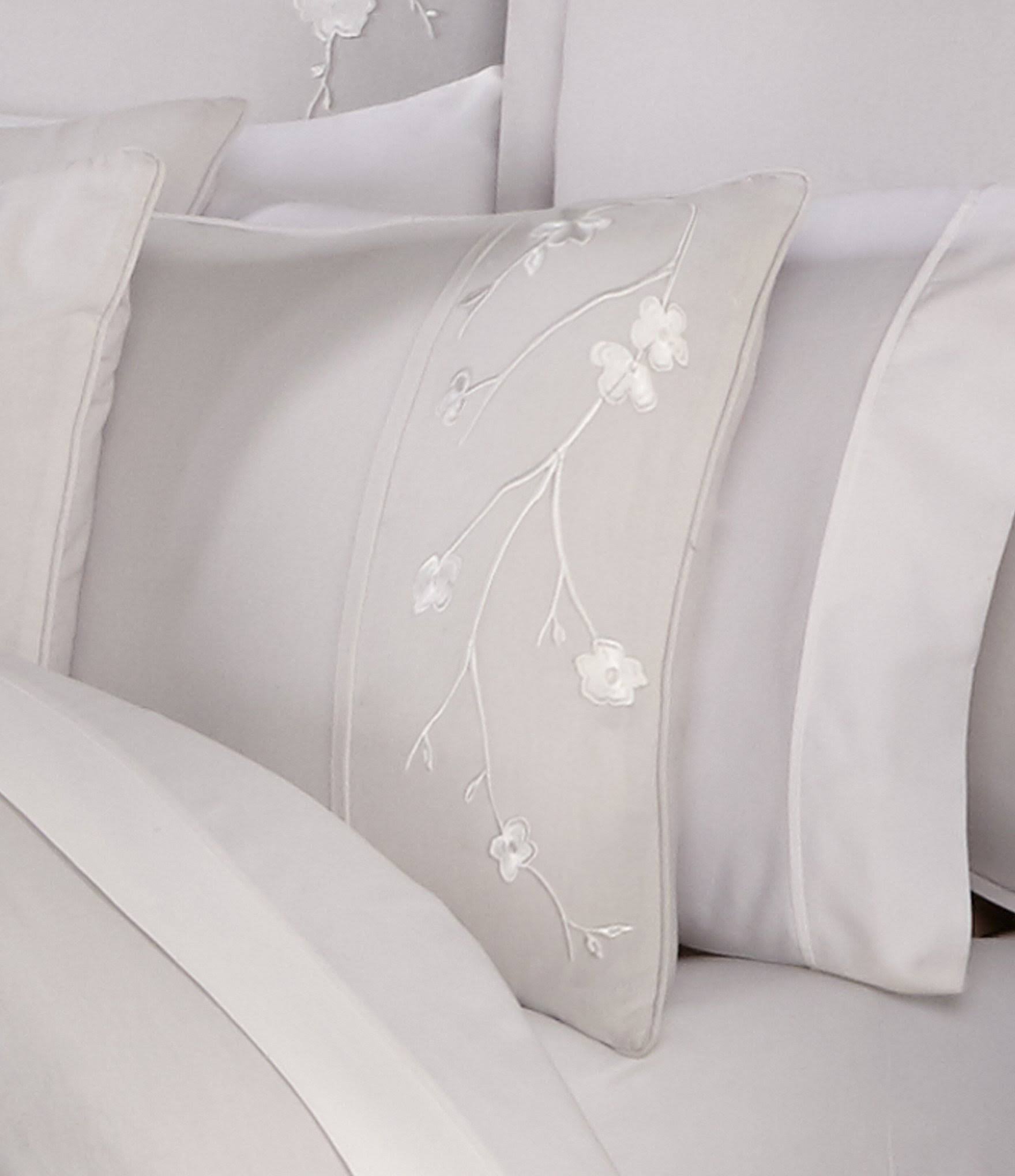 🔥Piper Wright Cherry Blossom Comforter 3 Piece Set , King Grey CT03s