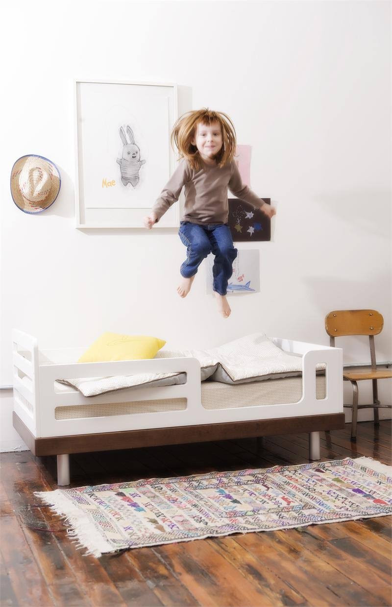 Oeuf Classic Birch Toddler Bed CT03s