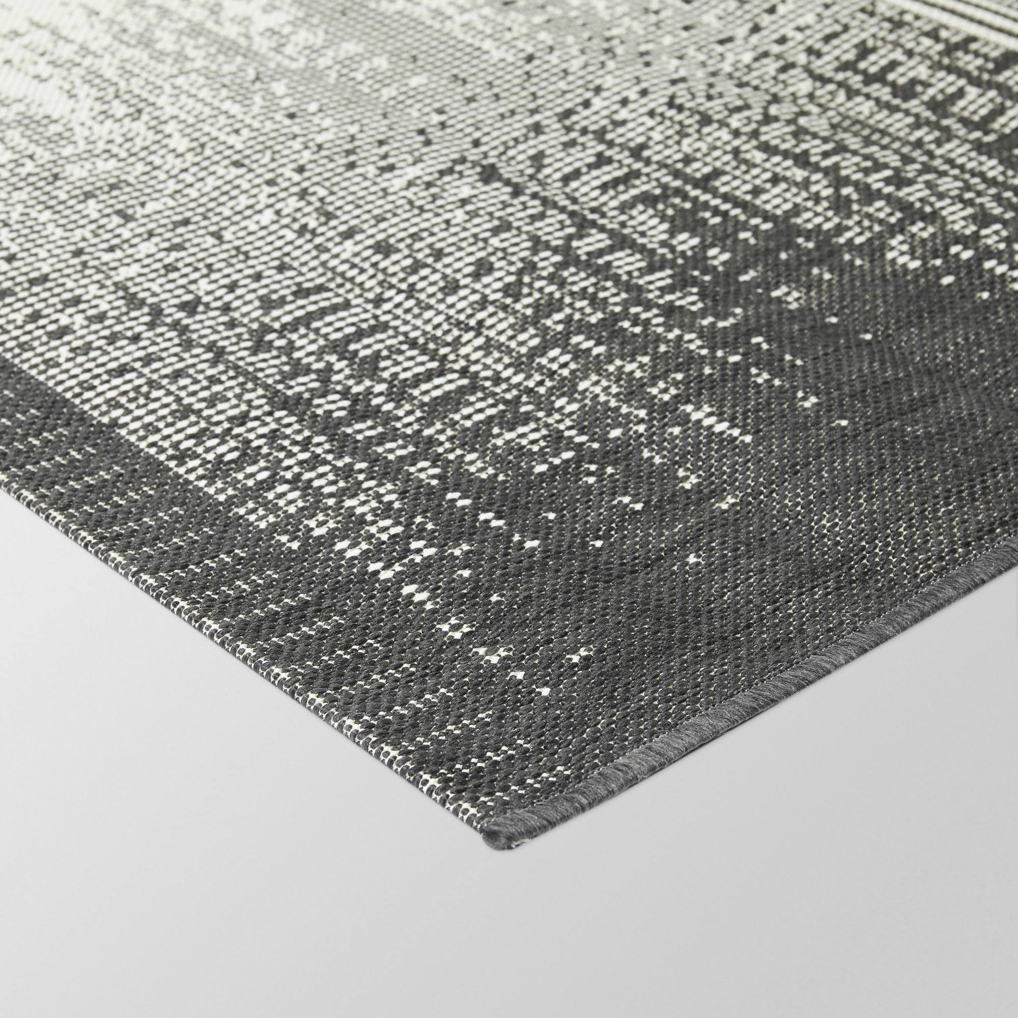 🔥Project 62 Ombre Stripe Outdoor Rug, Black 7& x 10& CT03s