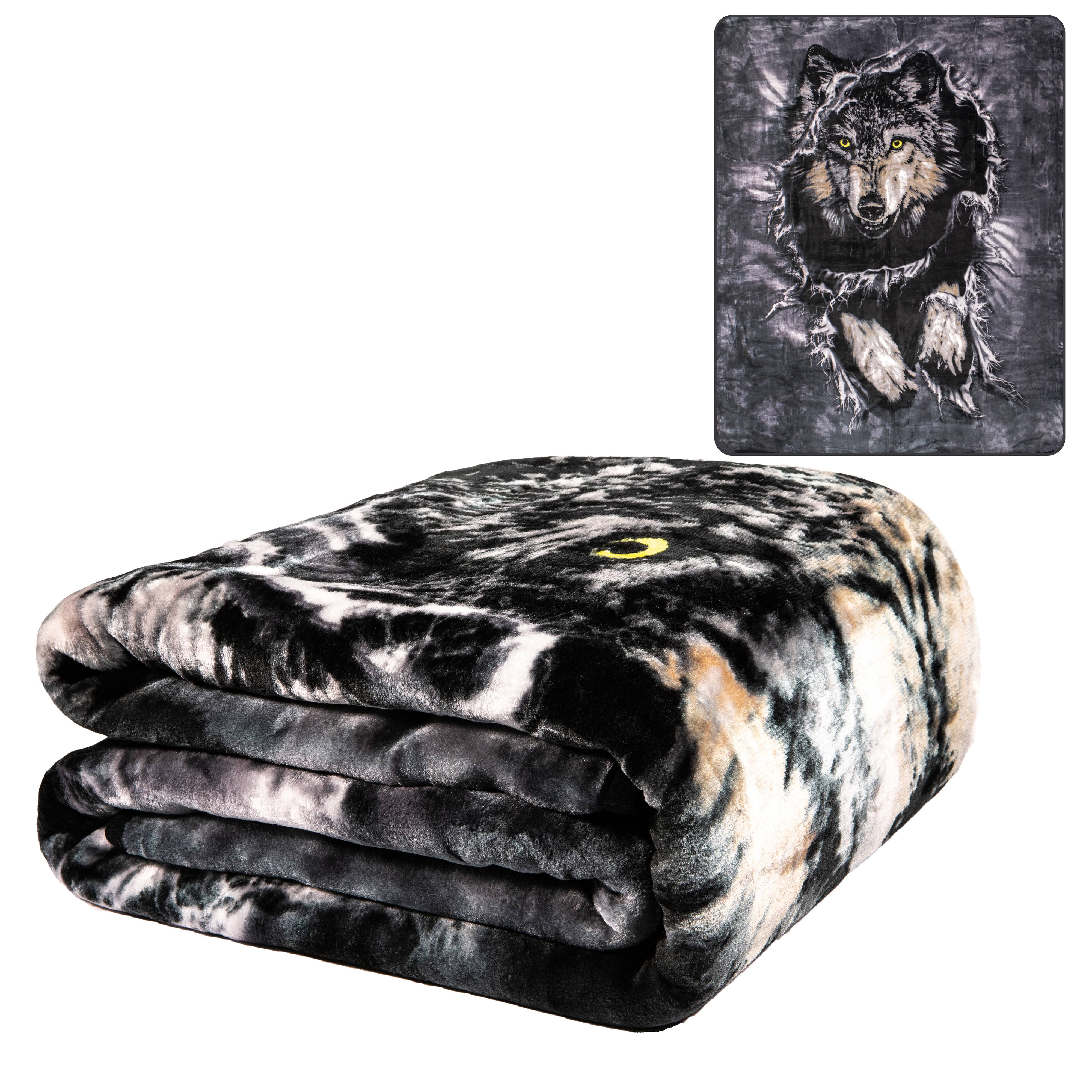 Wolf Breakout Queen Size Plush Raschel Mink Blanket by Penfound ...