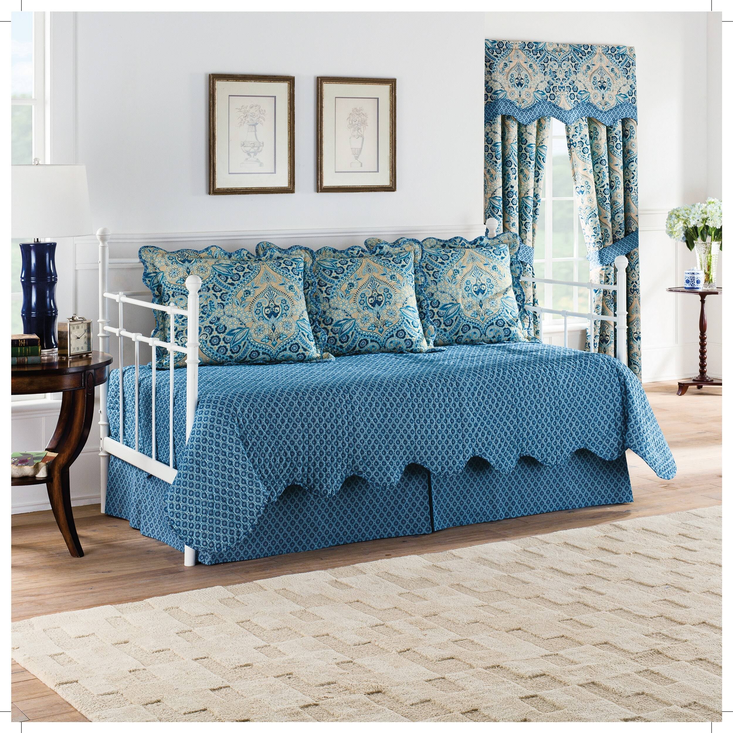 Waverly Moonlit Shadows Reversible 5 Piece Quilt Daybed Set MintFabStore