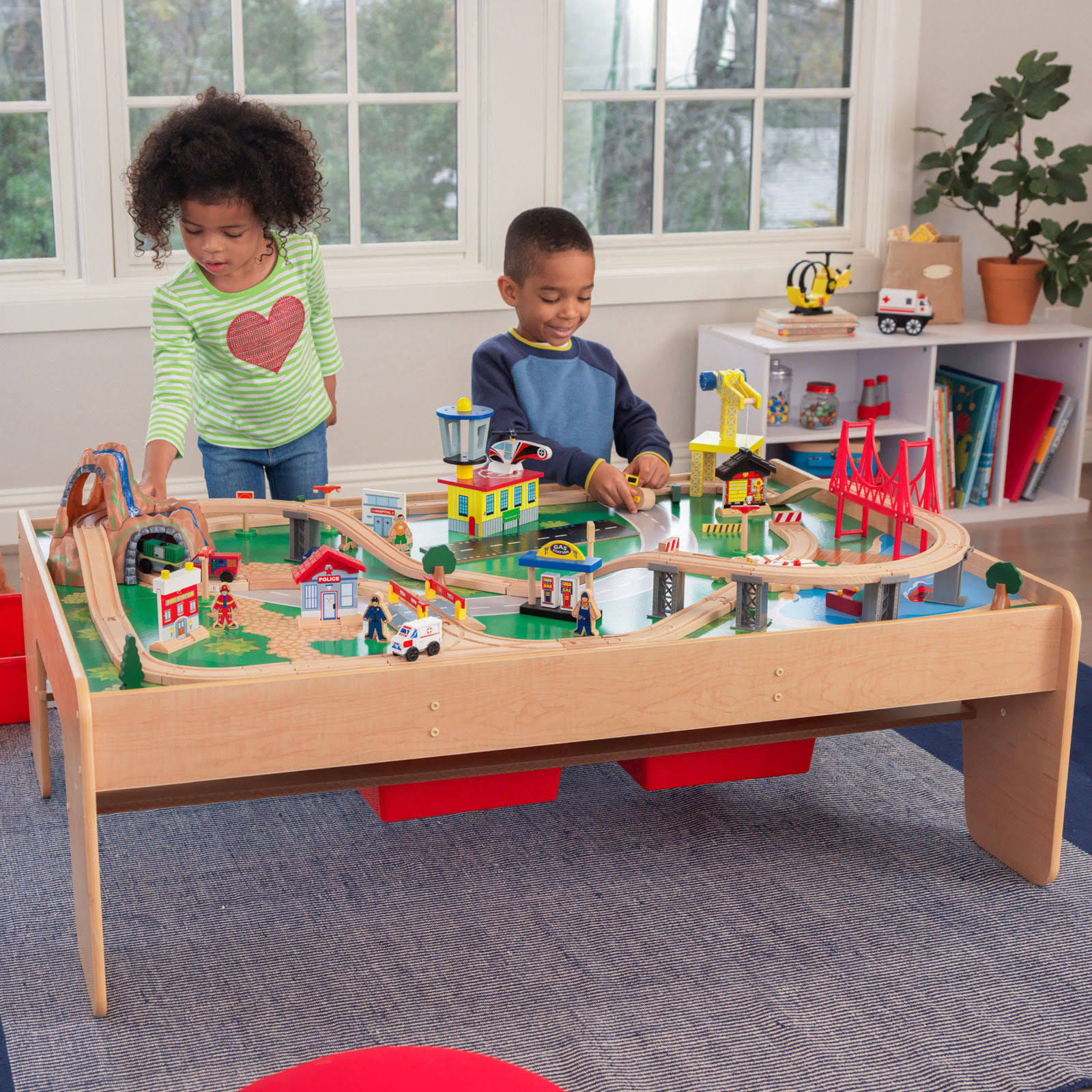 KidKraft Waterfall Mountain Train Set and Table Hrazda