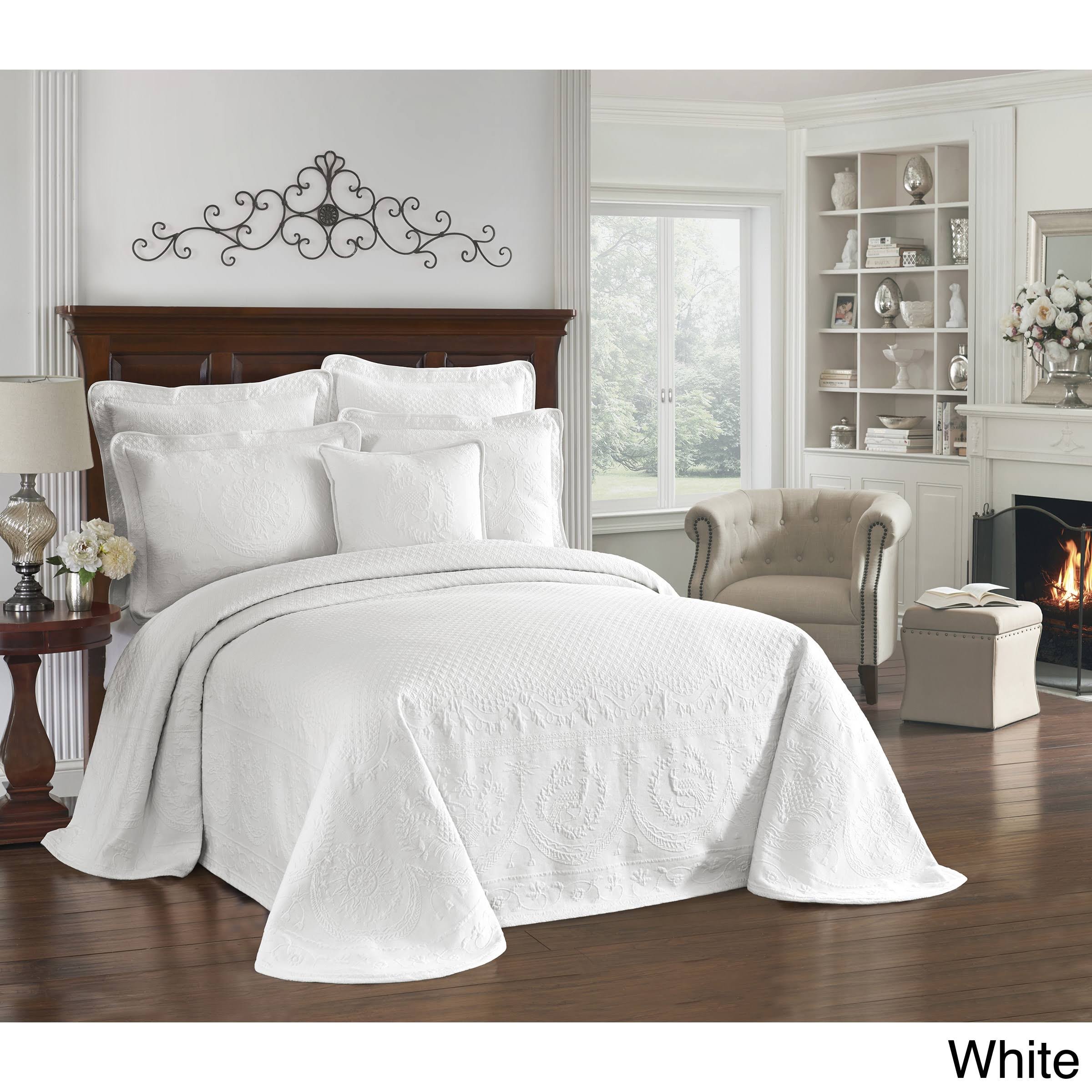 White King Charles Matelasse Bedspread (Queen) - Historic Charleston ...