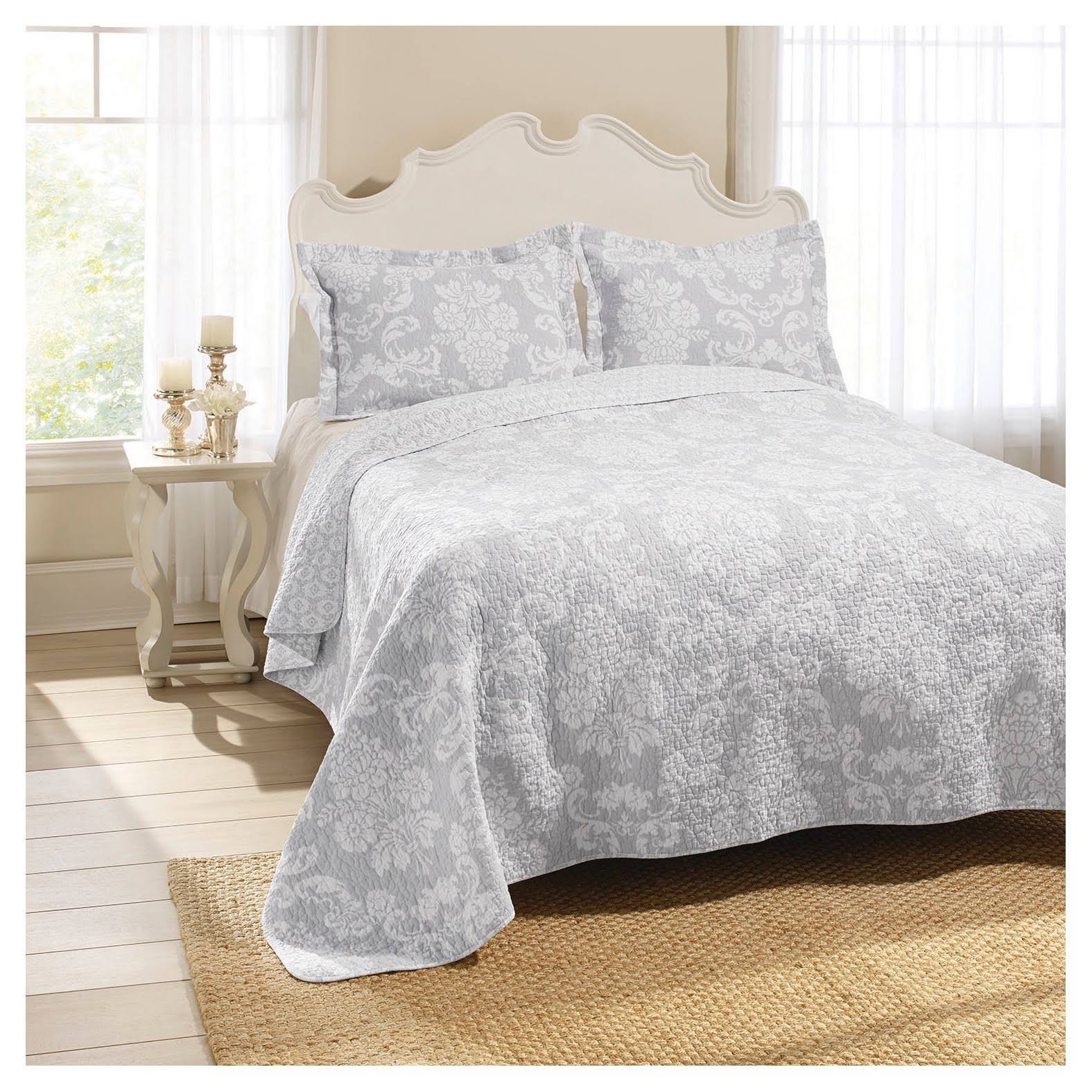 Laura Ashley Quilt Set, Grey Cirtcod