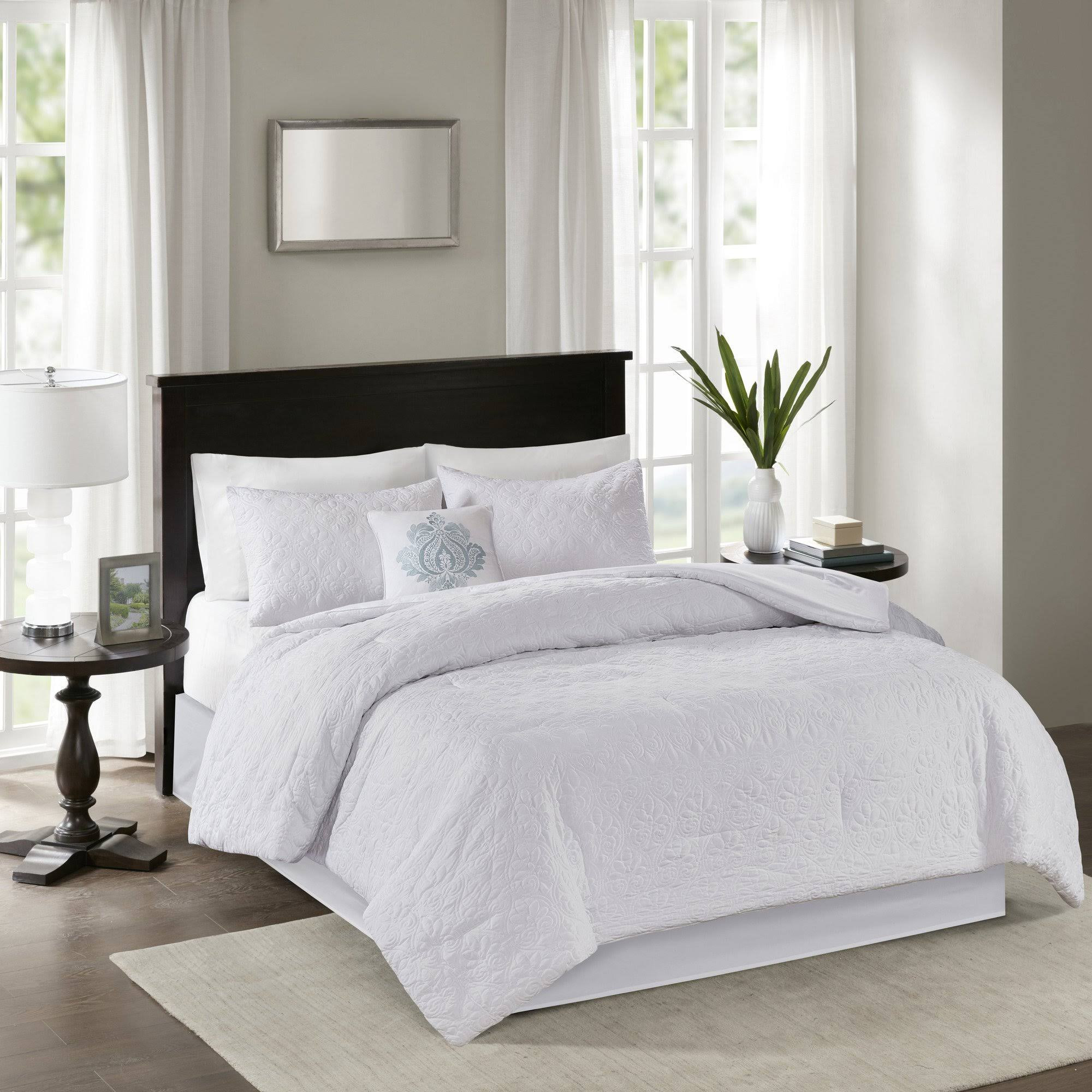 Madison Park - Quebec 5 Piece Comforter Set - White - Cal King ...