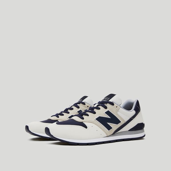 FIGS | New Balance 996 Unisex