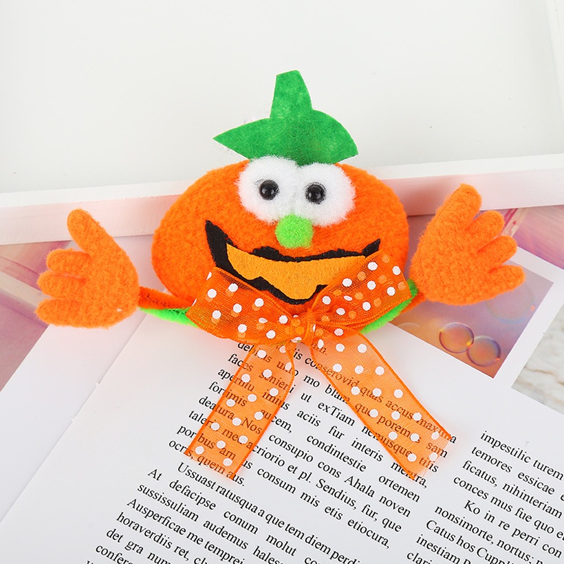 Halloween Illuminated Pumpkin Bat Brooch