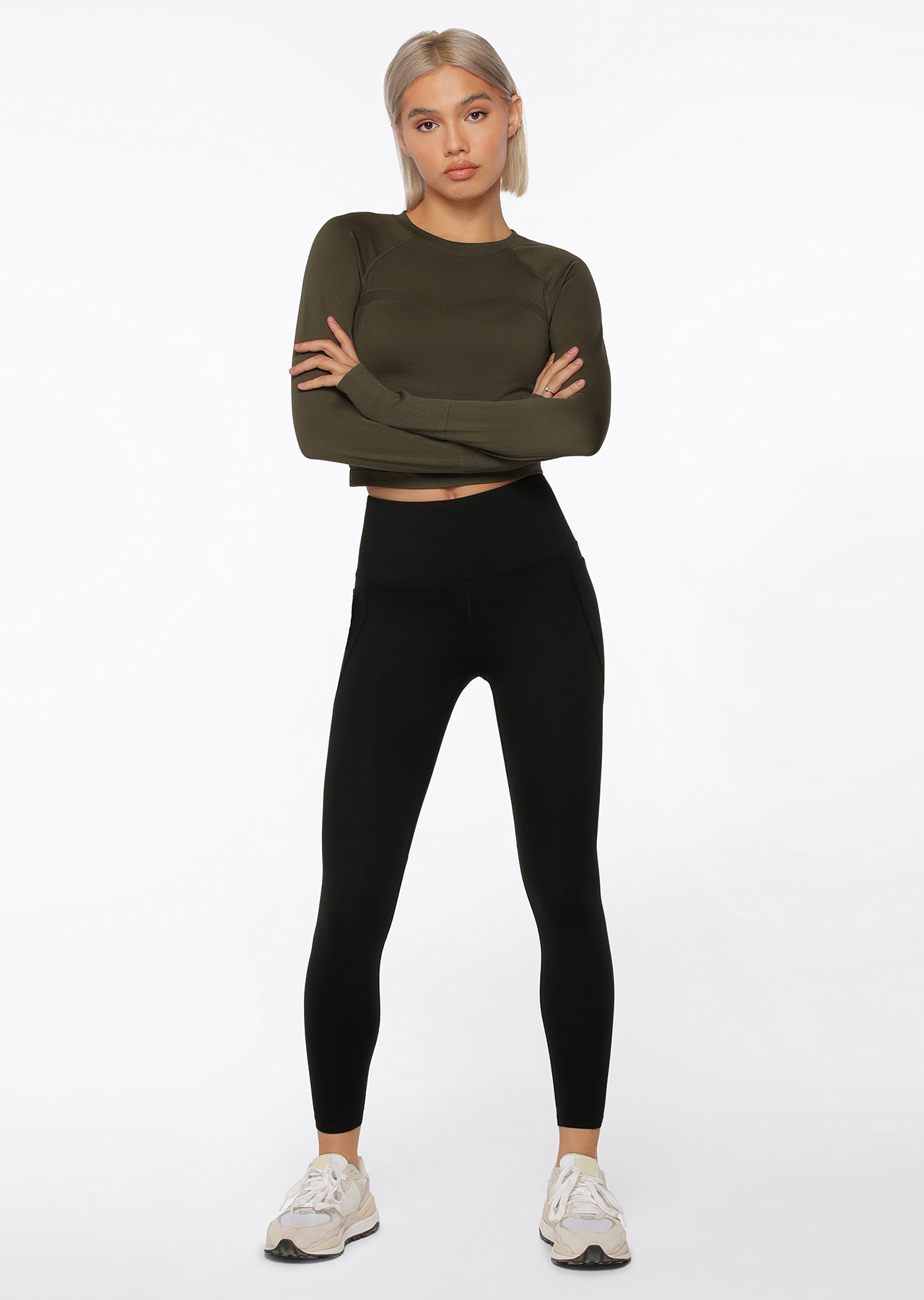 Lorna Jane Dynamic Seamless Cropped Long Sleeve Top