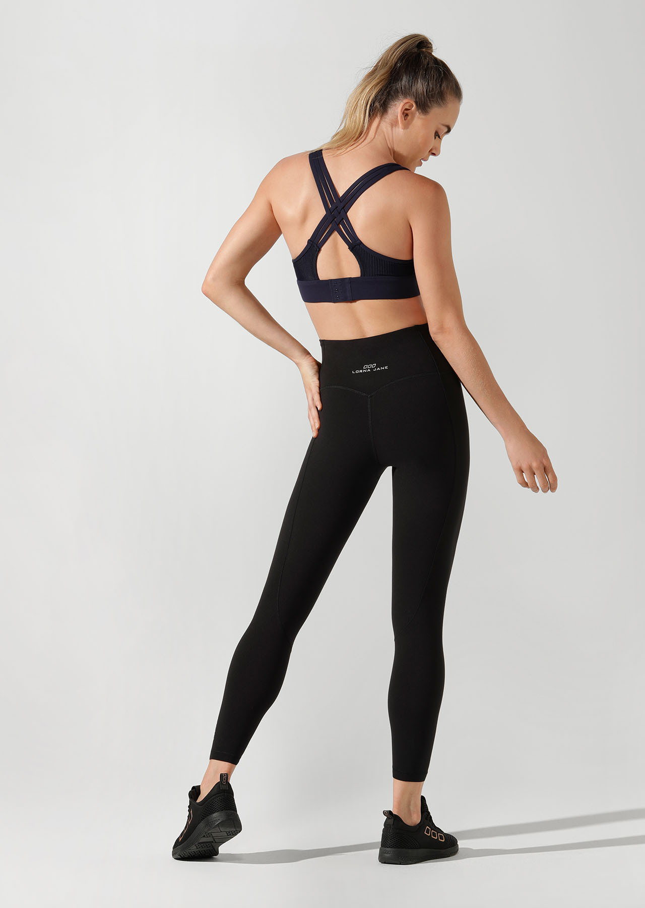 Lorna Jane Knockout Sports Bra