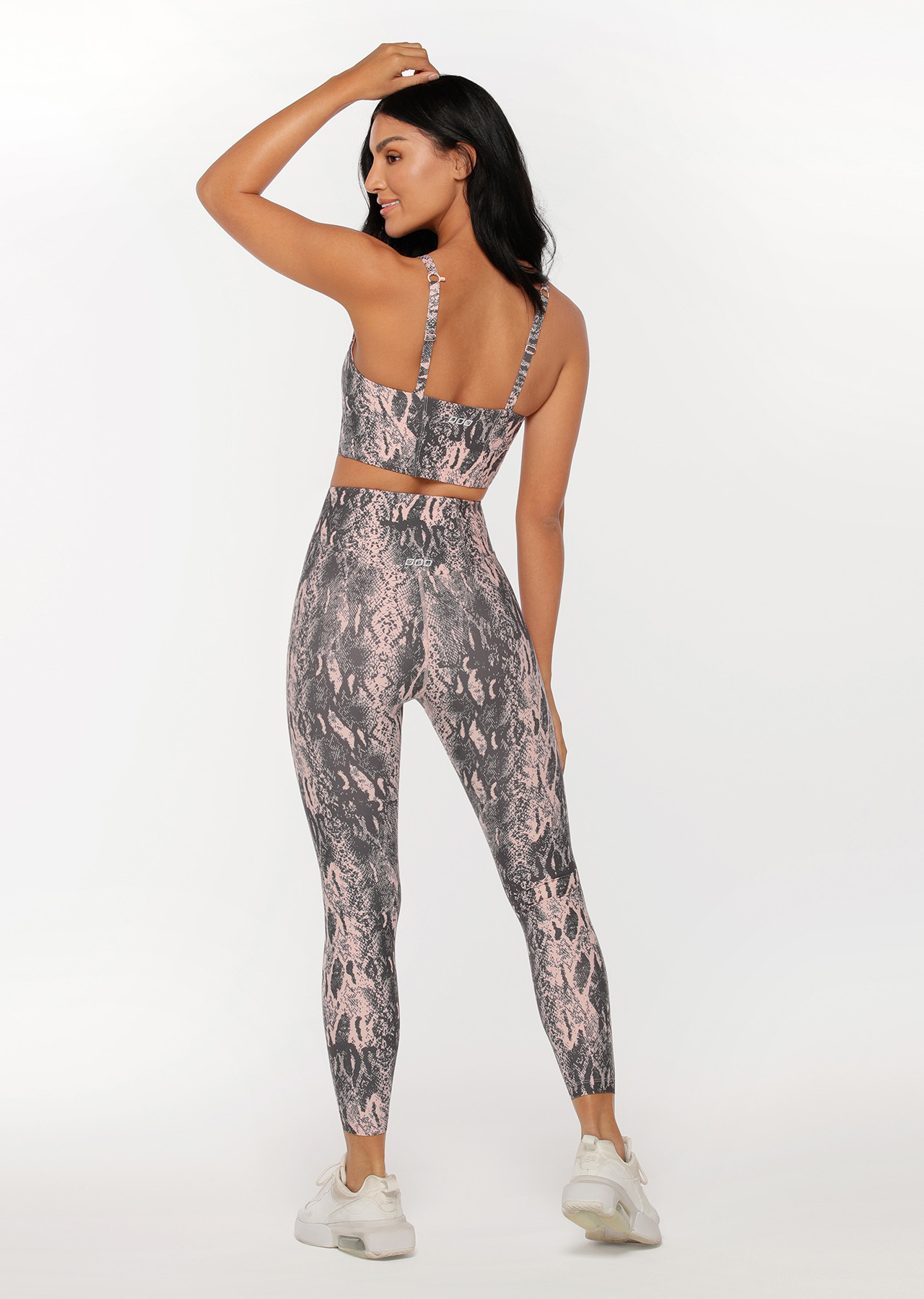 Lorna Jane Venom Longline Sports Bra