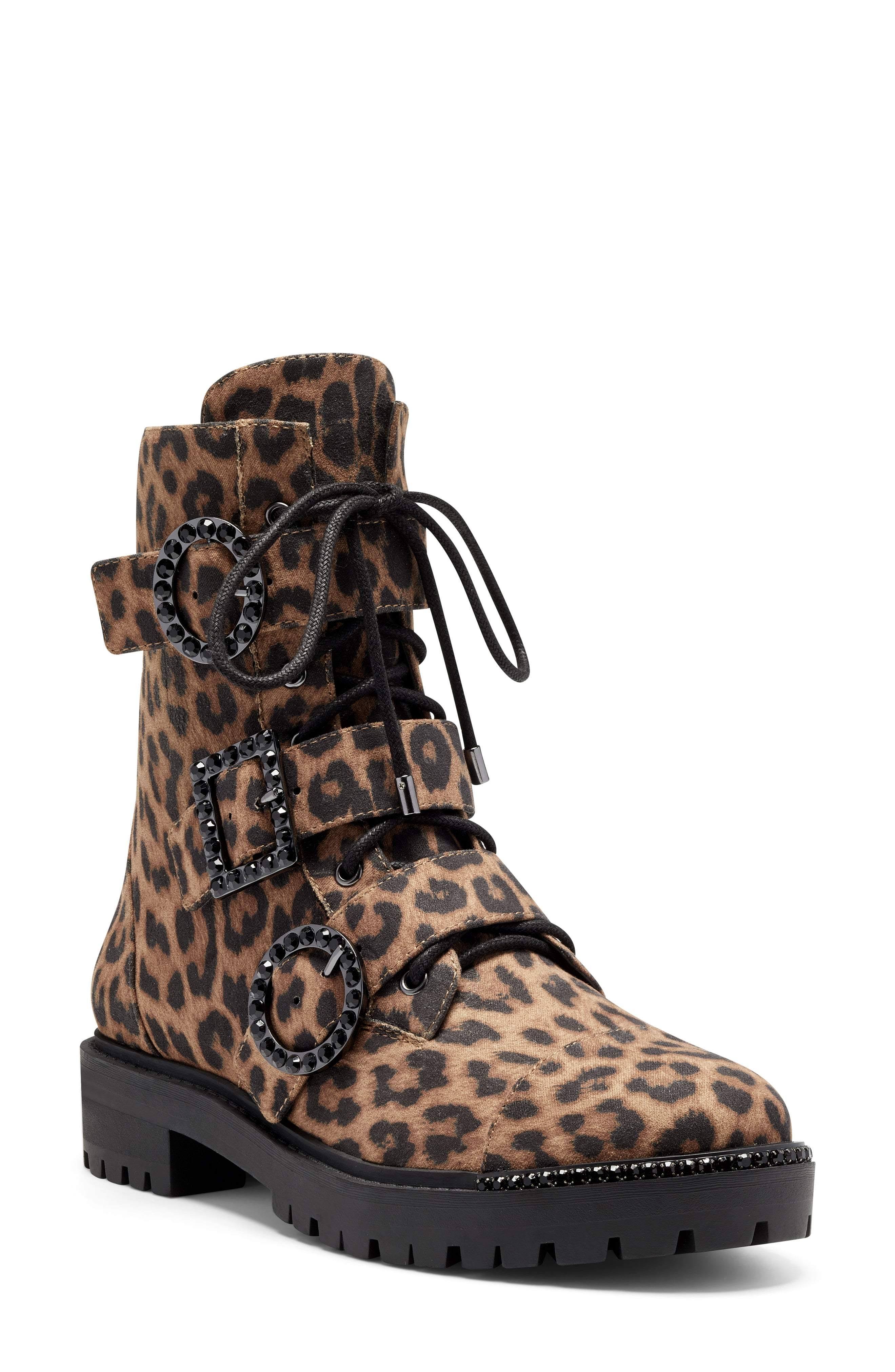 kirlah boot in patent plaid