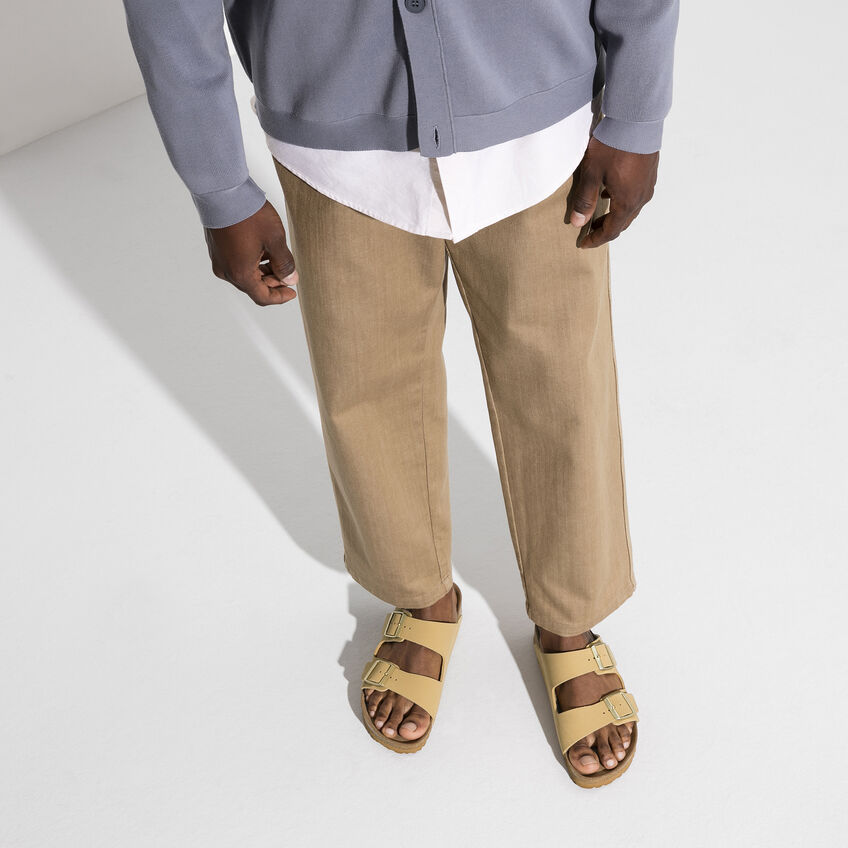 arizona suede leather latte cream