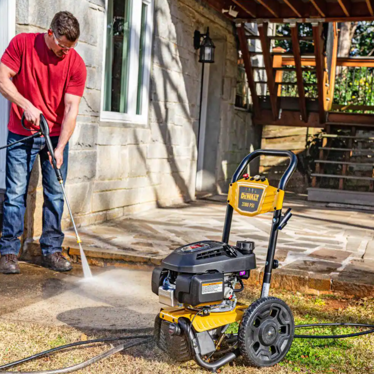 DEWALT 3300 PSI 2.4 GPM Gas Cold Water Pressure Washer with HONDA