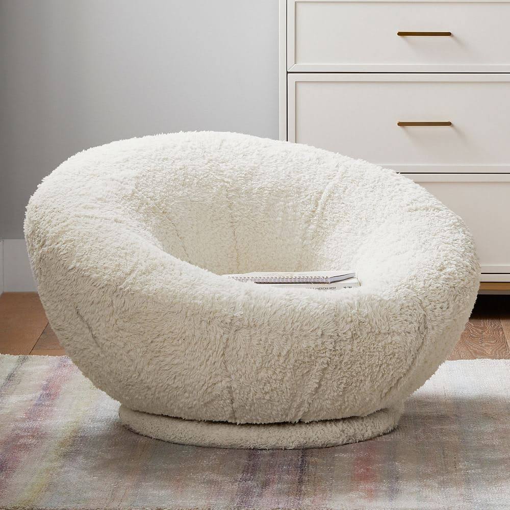 Sherpa Ivory FauxFur Groovy Swivel Chair WGL07