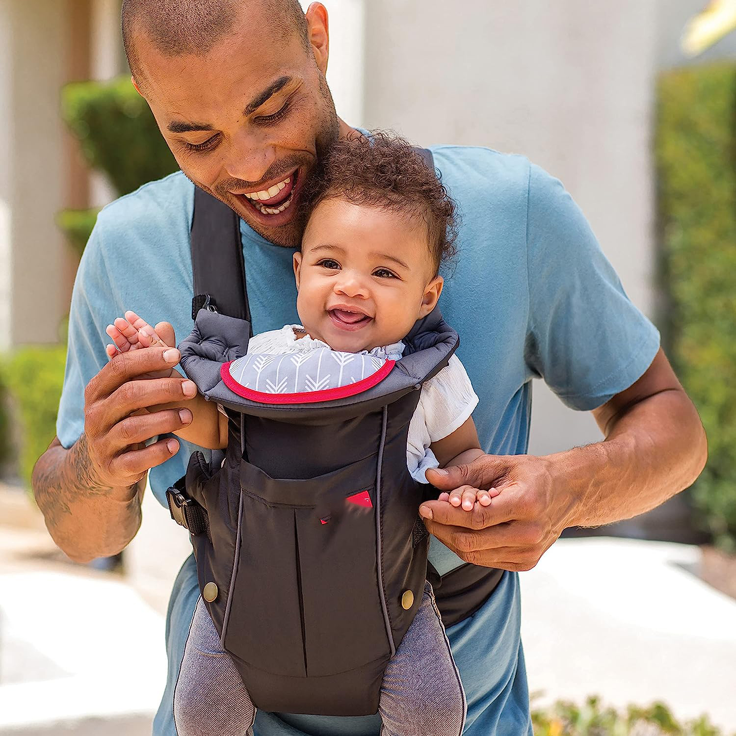 Classic Carrier with Pocket - 2 Ways to Carry Black Carrier with Wonder Bib & Essentials Storage Front Pocket, Adjustable Back Strap, 1-Piece