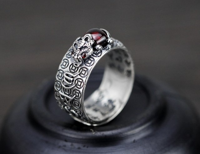 Pixiu Natural Red Garnet Stone Ring