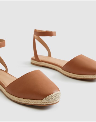 Witchery Ava Leather Flat