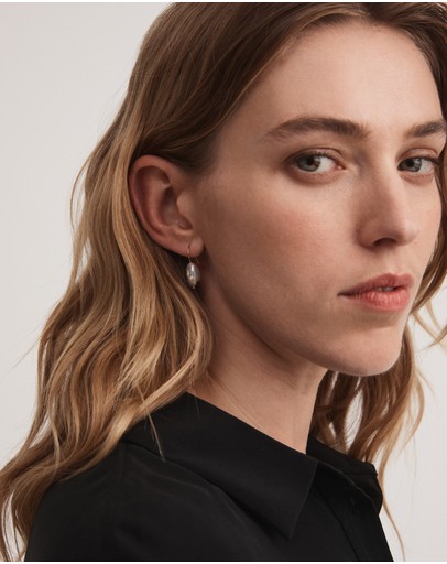 Witchery Freshwater Pearl Drop Earring