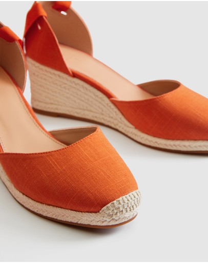 Witchery Tahiti Linen Blend Wedge