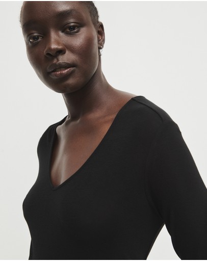 Witchery Rib Long Sleeve V Neck Tee