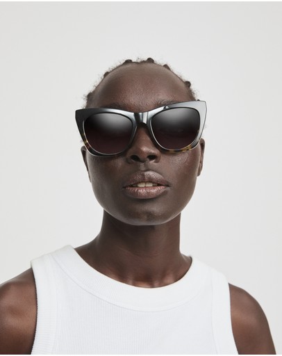 Witchery Caitlyn Sunglasses