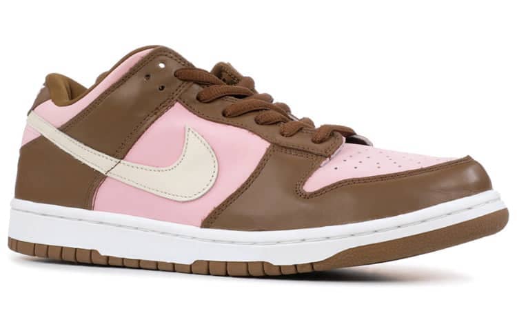nike stssy x dunk low pro sb cherry