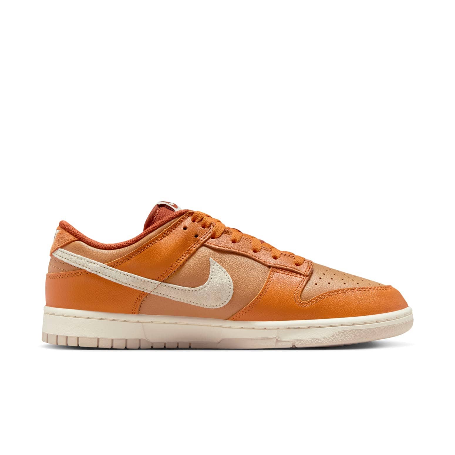 nike dunk low retro se monarch