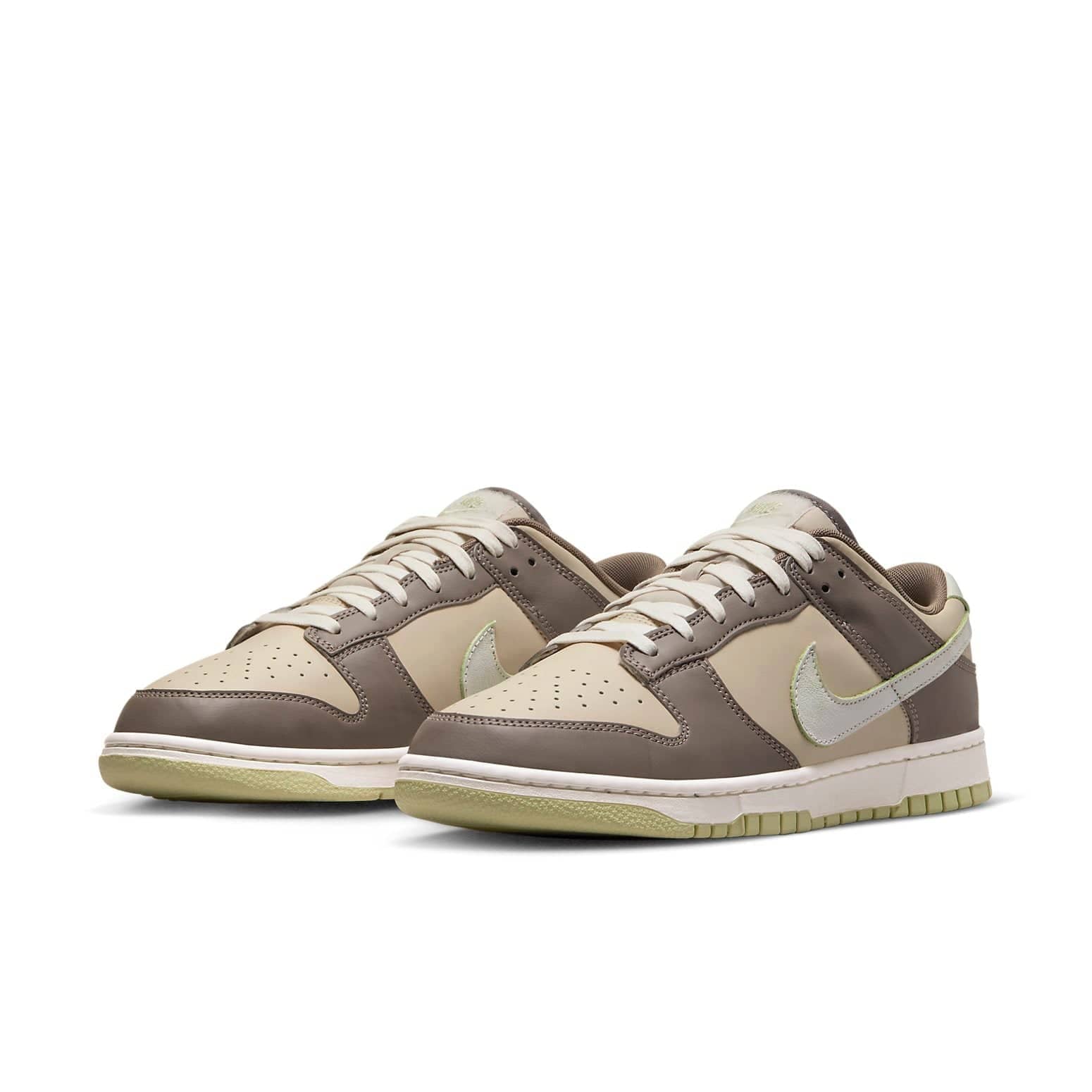 nike dunk low velcro tongue milk tea
