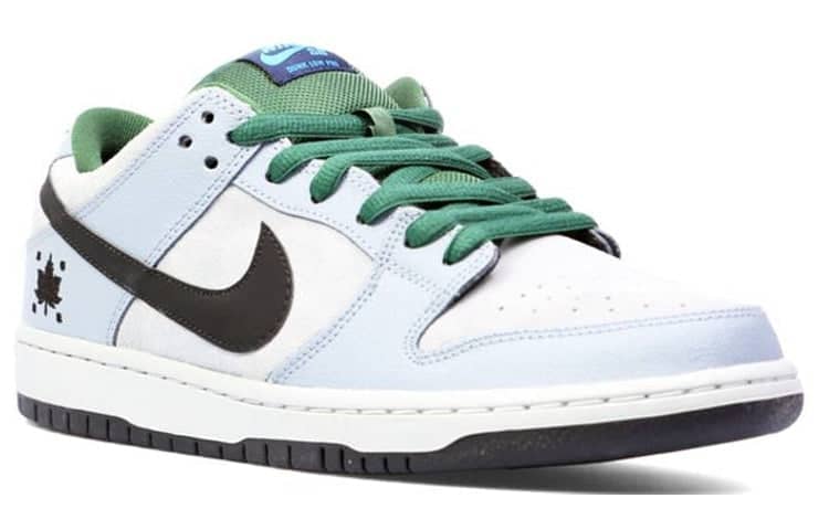 nike dunk low premium sb maple leaf