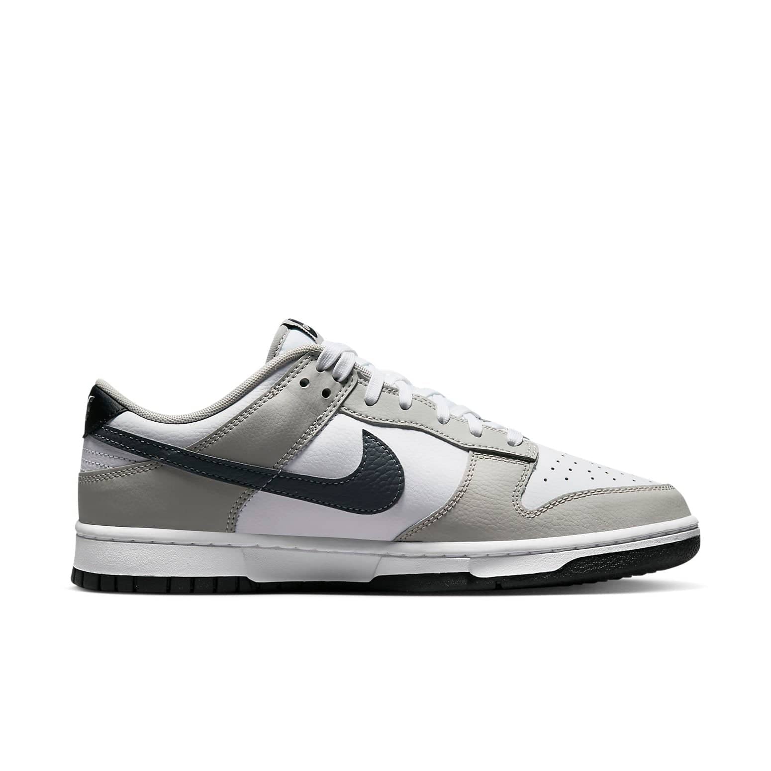 nike dunk low spray paint swoosh