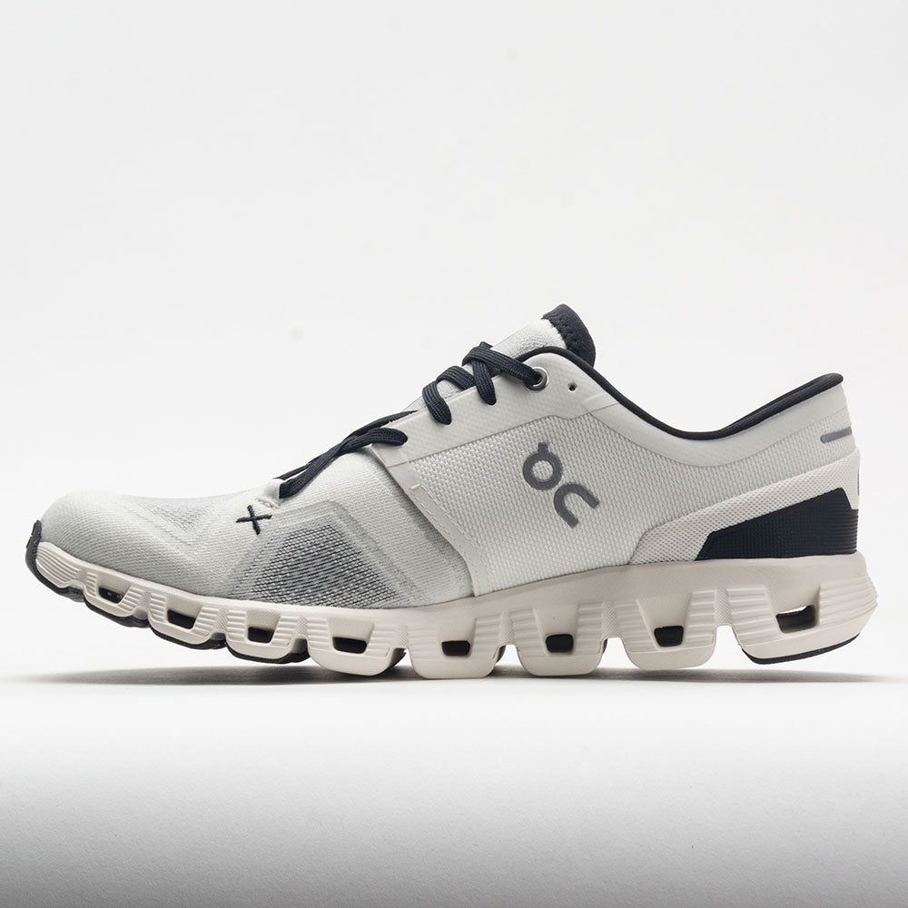 On Cloud X 3 Women’s White/Black